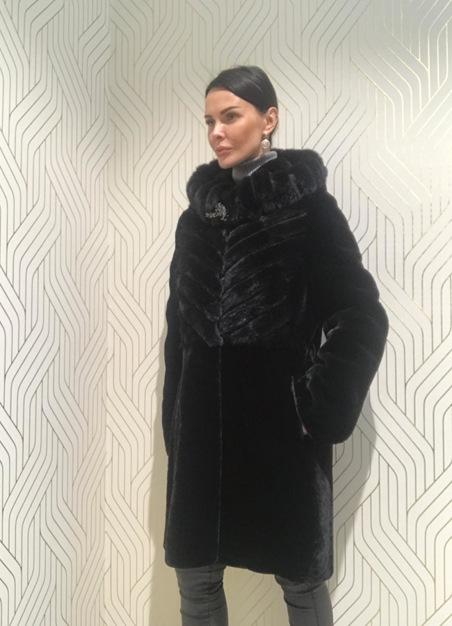 Шуба из мутона модель № 402/6 в кредит