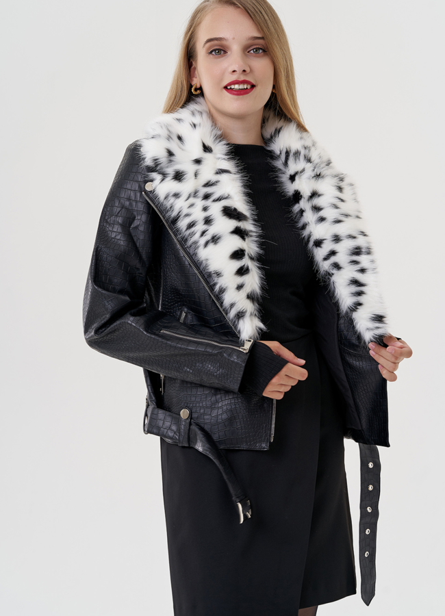 Женская косуха в черном цвете модель № 24907 меха малина