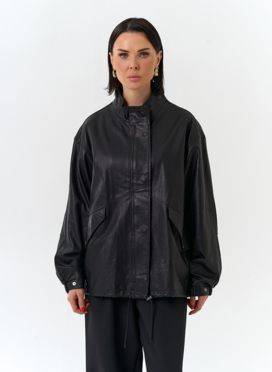 Женская куртка из натуральной кожи 