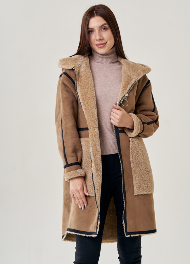 Женская дубленка из искусственного меха с капюшоном  модель № 22958 в рассрочку