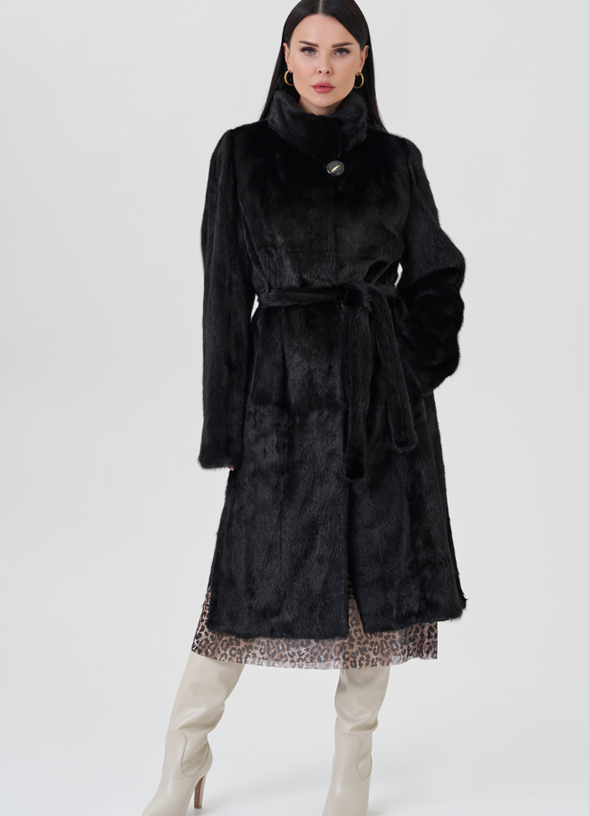 Женская норковая шуба черного цвета  модель № 24720 меха малина