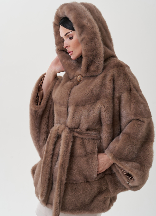 Женская норковая шуба с капюшоном  модель № 25701 универмаг малина