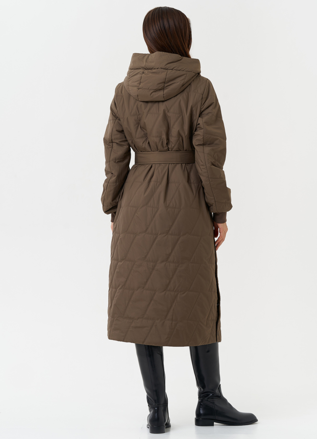 Утепленное пальто с капюшоном модель № 27878 универмаг малина