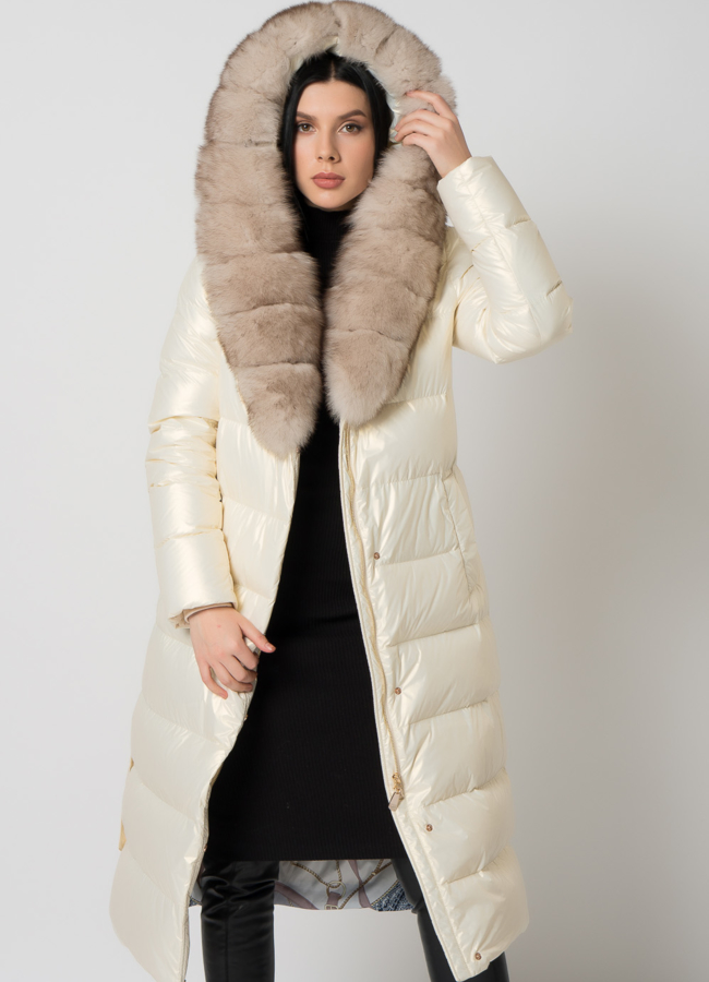 Белый пуховик с мехом  модель № 2192 универмаг малина