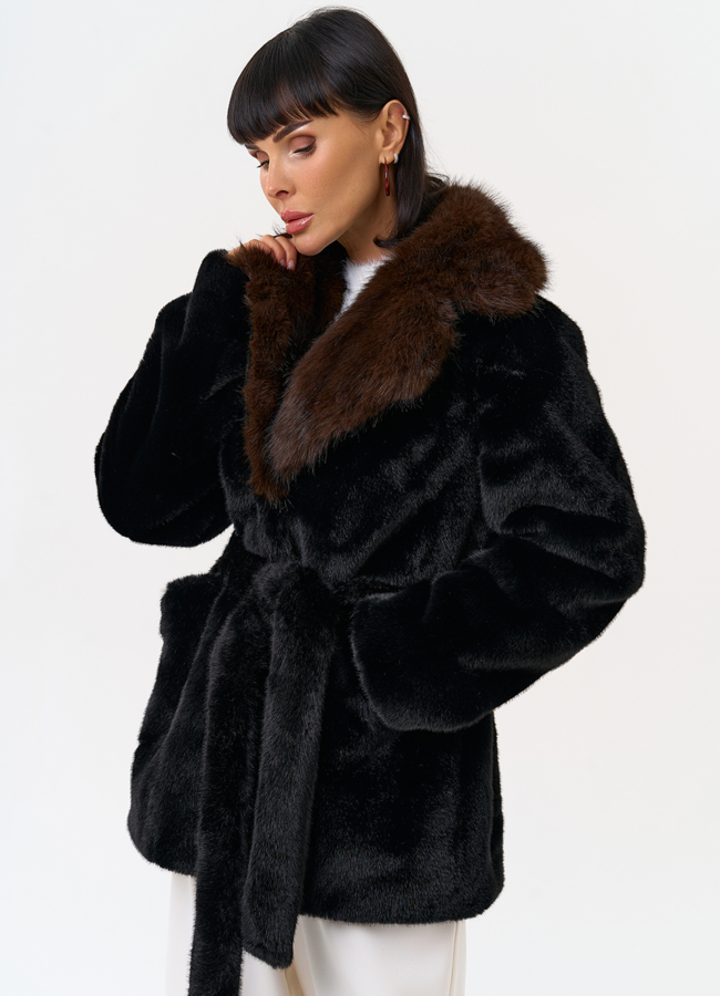 Женская шуба из эко меха с английским воротником модель № 31267 меха малина Женская шуба из эко меха с английским воротником модель № 31267 меха малина