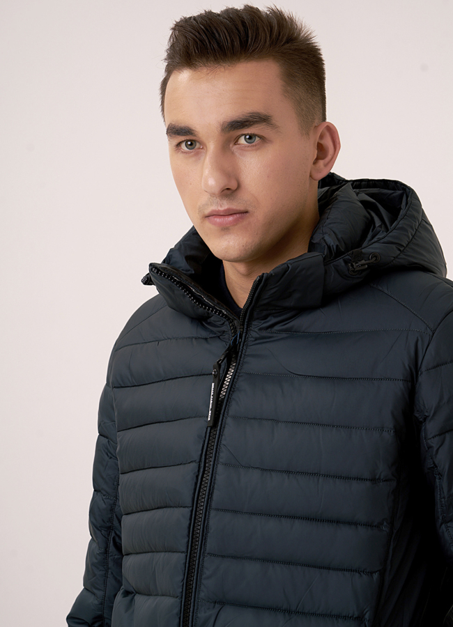 Пуховик на молнии с капюшоном  модель № 1012 в рассрочку