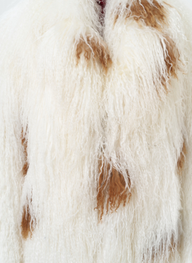 Женская шуба из меха ламы Женская шуба из меха ламы