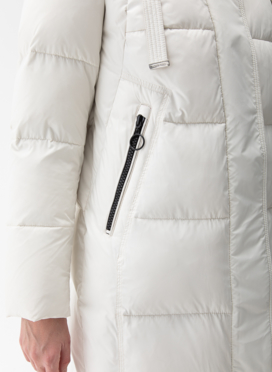 Женский пуховик с капюшоном 