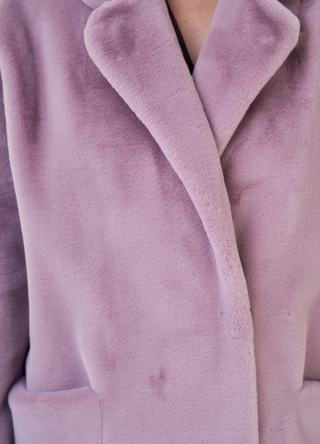 Женское пальто с английским воротником   модель № 23186 универмаг малина