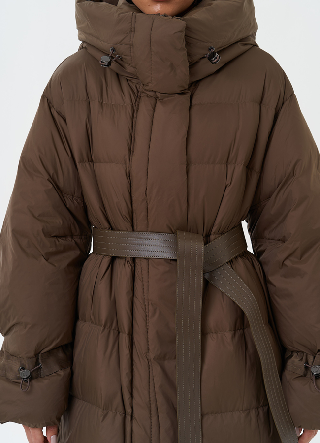 Женский пуховик с капюшоном модель № 28504 в рассрочку