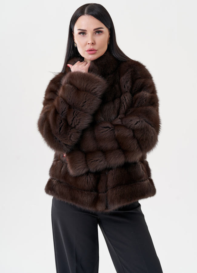 Шуба из куницы с воротником стойка модель № 24502 универмаг малина