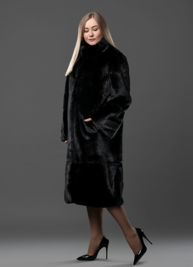 Норковая шуба с воротником стойка черного цвета  модель № S-774 меха малина