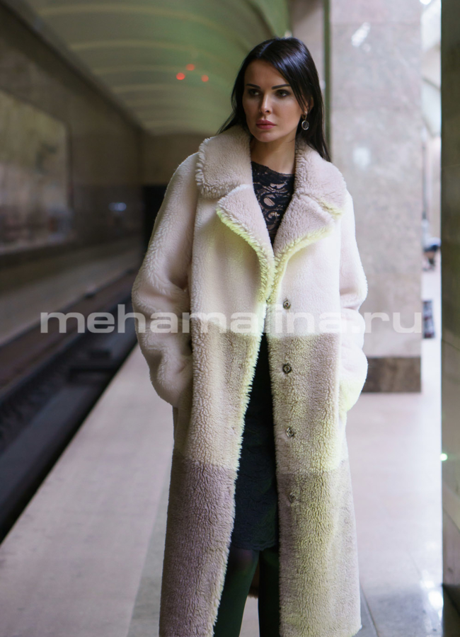 Меховое пальто с английским воротником на кнопках модель № 8802 меха малина