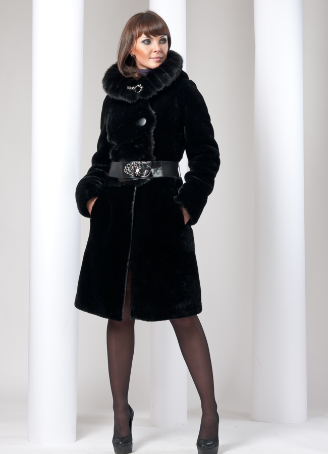 Шуба мутон с норкой модель № S-22 меха малина