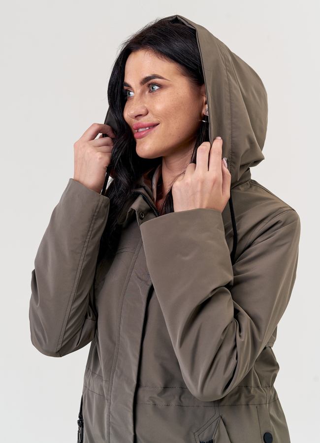 Плащ женский бежевого цвета модель № 6115 в рассрочку