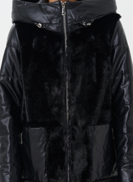 Пуховик из эко кожи с капюшоном