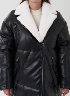 Пуховик женский из эко кожи с английским воротником
