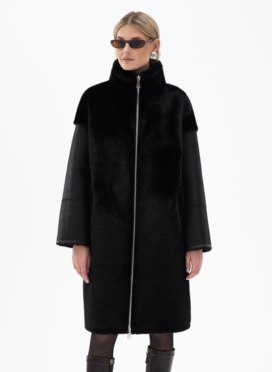 Женская двухсторонняя дубленка из эко кожи с воротником стойкой