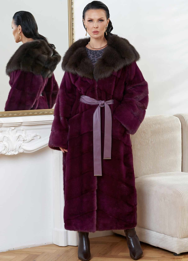 фото Норковая шуба с капюшоном из меха куницы модель № 28666