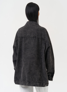 Женская джинсовая куртка серого цвета