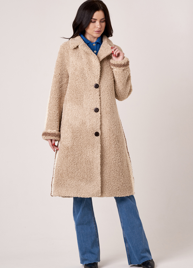 Шуба из шерсти бежевого цвета  модель № 10223 универмаг малина