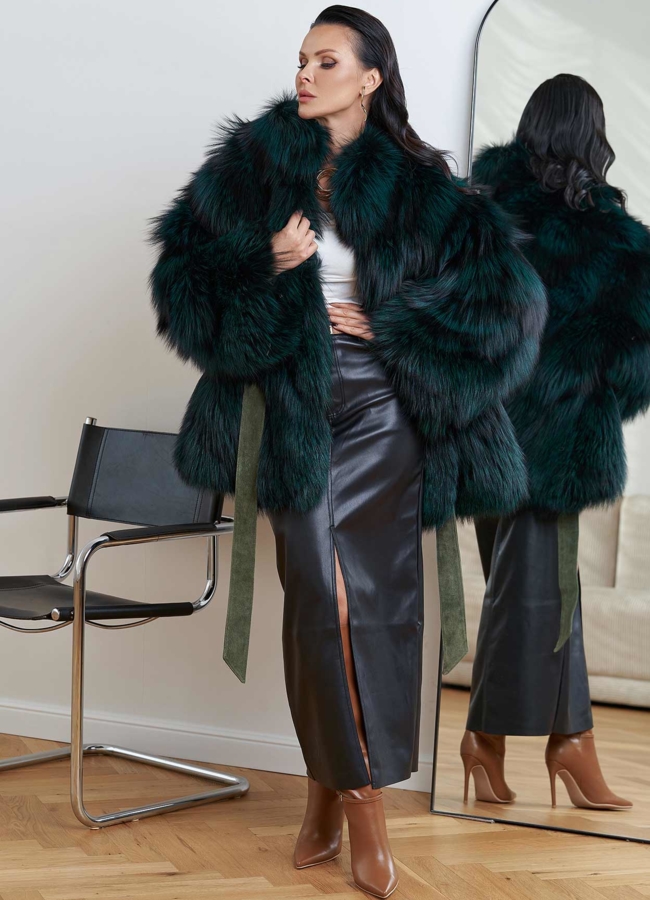 Шуба из меха финской серебристой лисы модель № 28813 универмаг малина