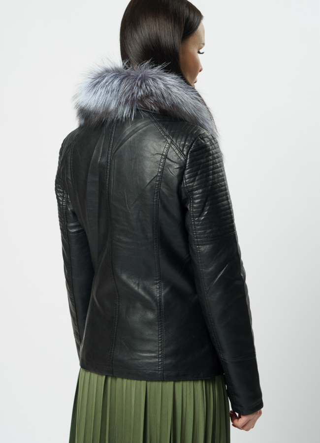 Куртка черная из эко кожи с отделкой чернобурка модель № 18238 в рассрочку