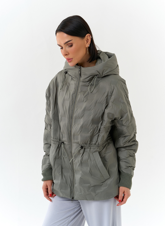Женская куртка с капюшоном 