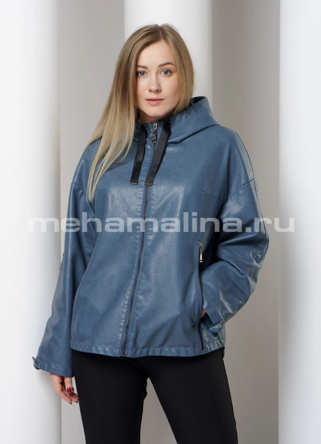 Куртка из эко кожи с капюшоном модель № 582 меха малина