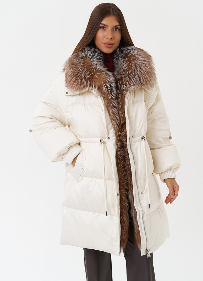 Пуховик с отделкой из меха лисы модель № 28827 универмаг малина