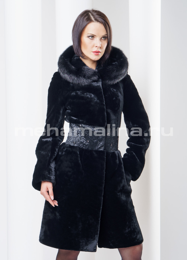 Шуба из мутона с корсетом и норковой отделкой модель № S-262 меха малина