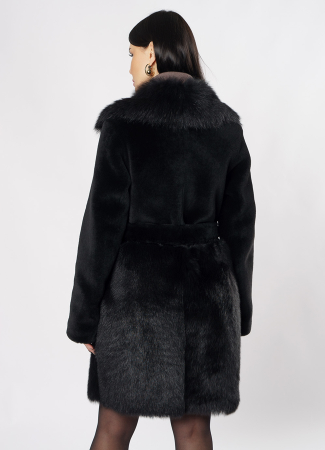 Дубленка черного цвета с английским воротником модель № 1416-86 универмаг малина