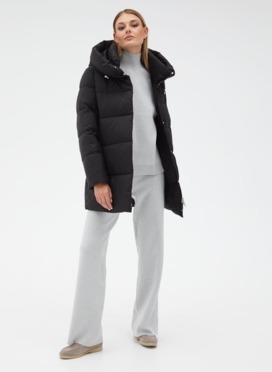 Женский пуховик с капюшоном