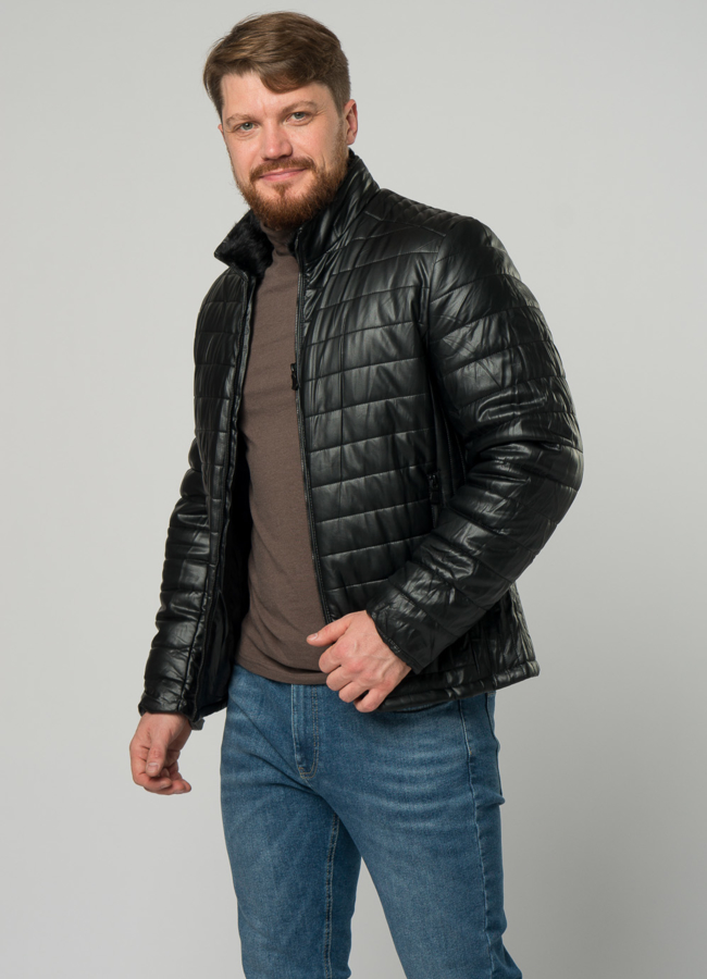 Мужской пуховик из эко кожи черного цвета модель № 21960 в рассрочку