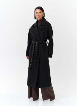 Женское пальто с акцентным поясом