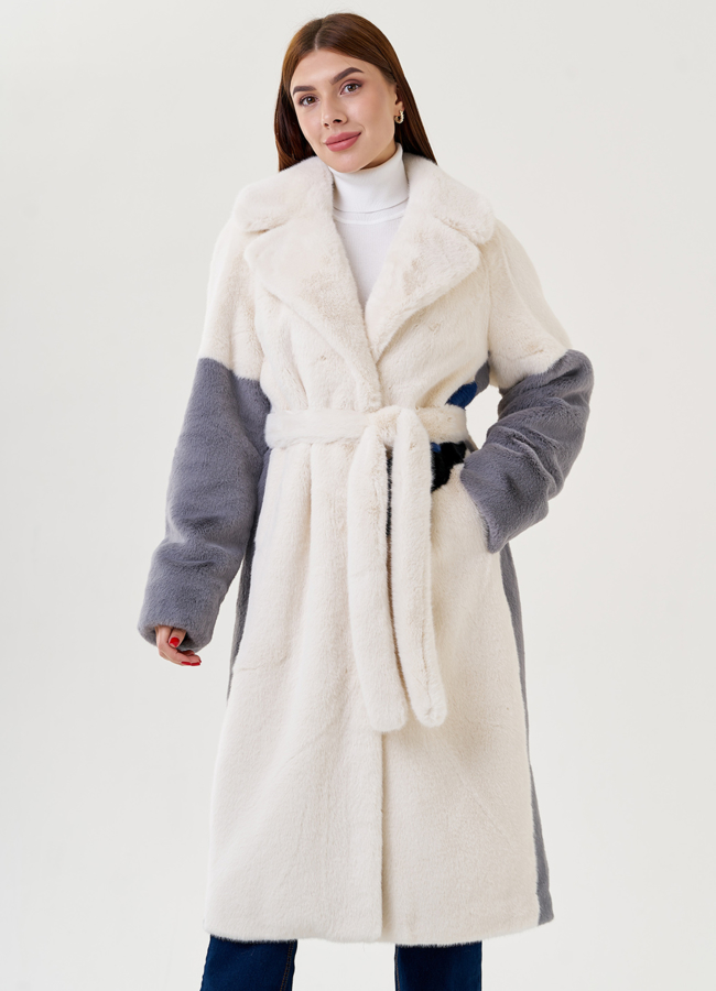фото Женское пальто из искуссвенного меха с английским воротником модель № 79329