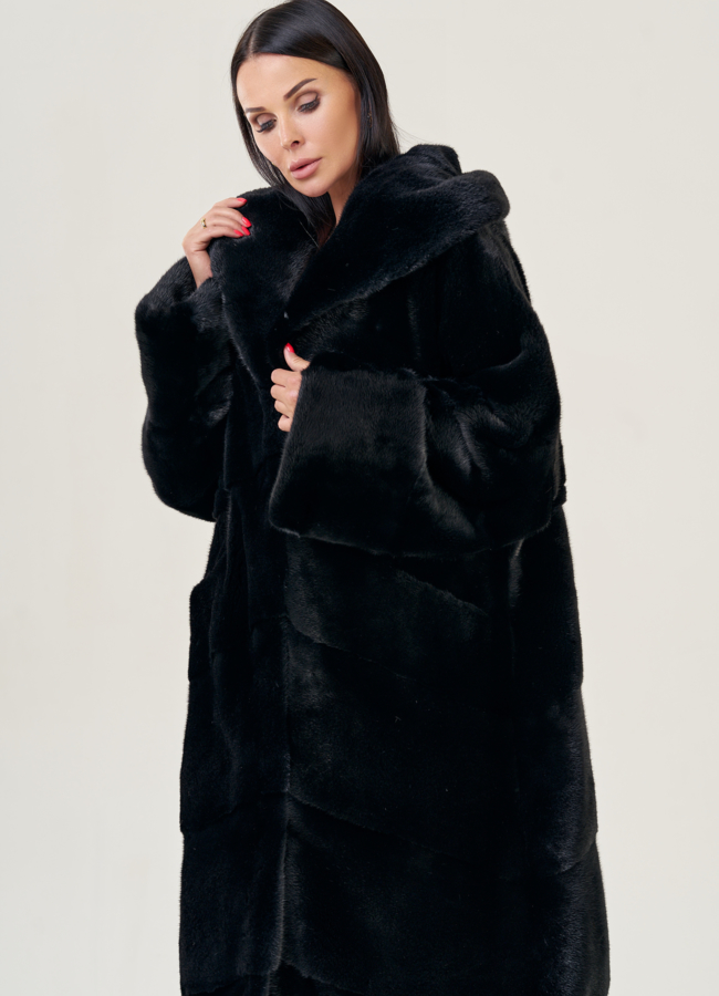 Шуба из скандинавской норки с капюшоном модель № 23084 в кредит