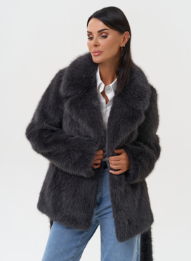 Женская шуба из эко меха с английским воротником